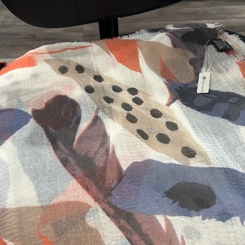 Caracol Colorful Abstract Scarf 100%polyester - Picture 2 of 13